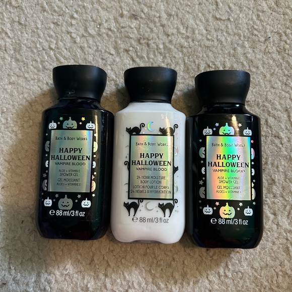 NEW Bath and Body Works Vampire Blood Mini Body Care - Picture 1 of 3